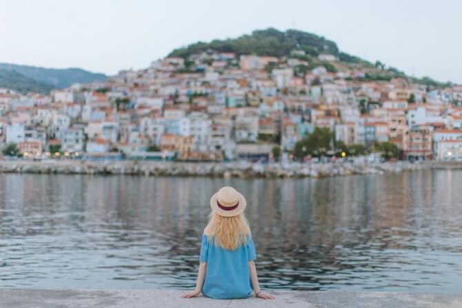 Pexels / Toți turiștii care intră în Grecia vor fi testați