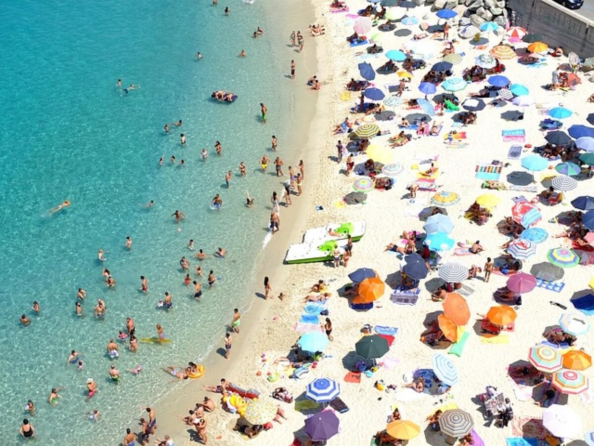 Italia îți dă până la 28.000 de euro ca să te muți în satele pitorești din Calabria și să-ți pornești o afacere- GALERIE FOTO - Vimarsana News
