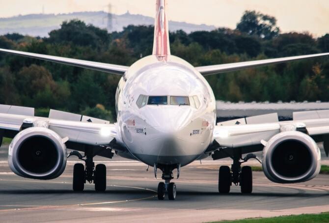 Un avion Boeing 737 a amerizat de urgență, după ce piloții au raportat probleme cu motorul / Foto: Pixabay