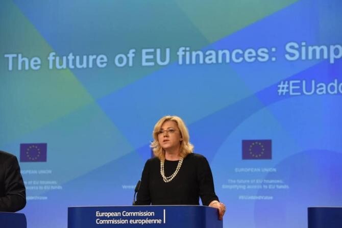 Corina Creţu: Sunt şanse ca, până la finalul anului, Consiliul UE să voteze intrarea României în Schengen / Facebook - Corina Crețu