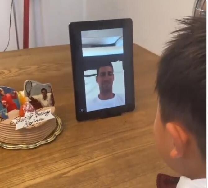 Djokovic, clip viral: Nu puteam să îl dezamăgesc pe micul meu prieten / Captură Video Twitter Novak Djokovic
