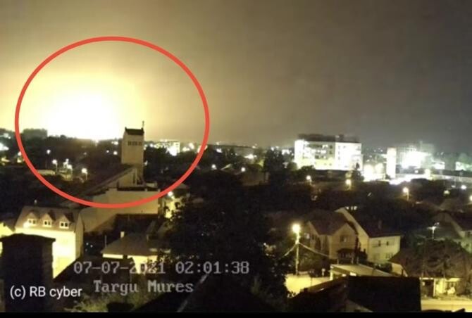 Momentul exploziei de la Combinatul Chimic Azomureș / Foto: Captură video Youtube