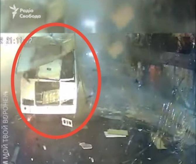 Momentul în care un autobuz explodează într-o stație din Rusia / Foto: Captură video Youtube