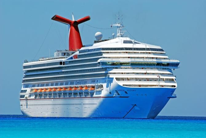 Bahamas va interzice acostarea navelor de croazieră cu pasageri nevaccinaţi