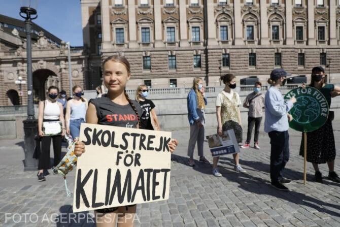 Greta Thunberg se 'plictisește'. A protestat la Stockholm pentru a marca cea de-a treia aniversare a primei greve şcolare 