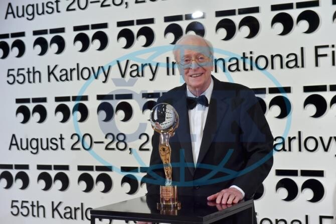 Sir Michael Caine și Globul de cristal   (Foto Servis Festival Karlovy Vary)
