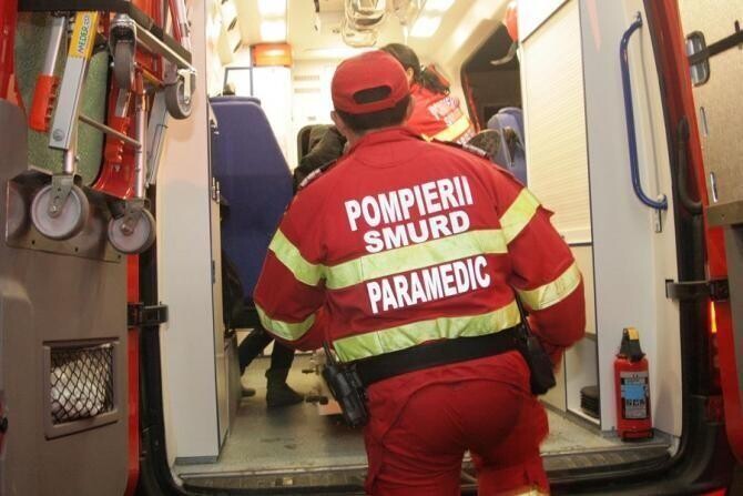 Ministru român, transportat de urgență la spital după ce s-a înecat cu un USTUROI / Foto: Facebook DSU