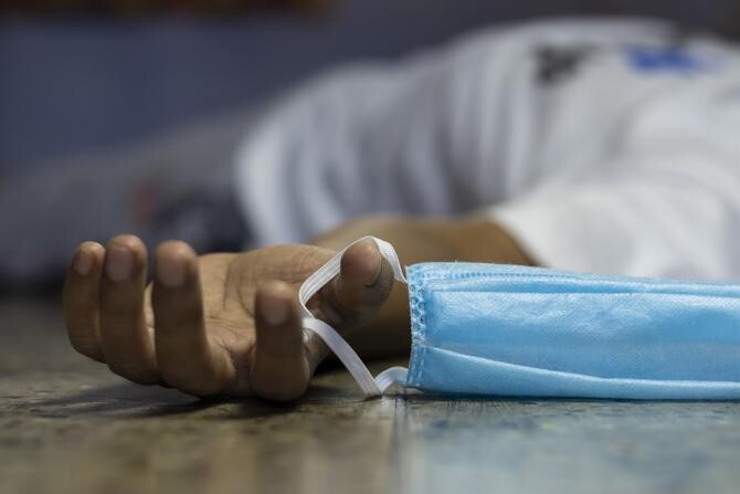 Un bărbat cu COVID-19 din Vaslui a fugit din spital și a murit în drum spre casă, într-un șanț / Foto: Pixabay