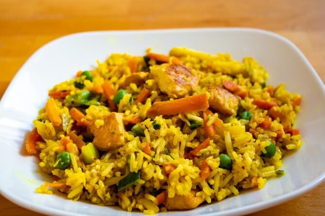 Pui curry cu orez, RETRAS din Decathlon din cauza substanțelor cancerigene  / Foto: Pixabay