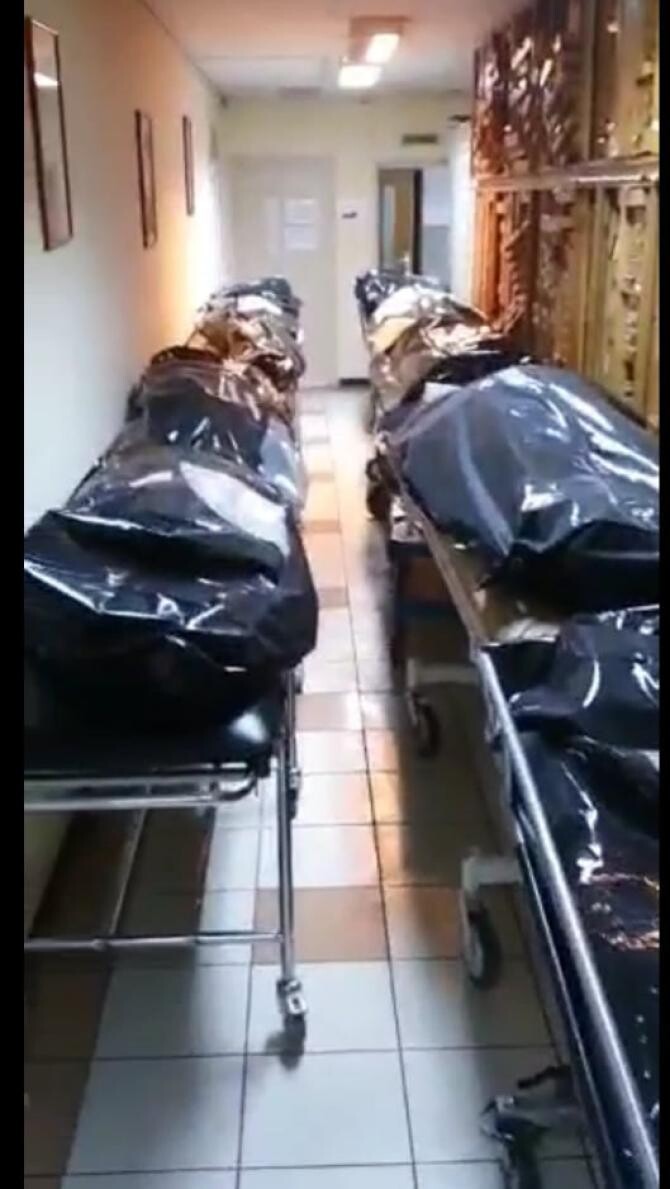 Imaginile dezastrului COVID. Cadavrele, înghesuite pe holurile morgii Spitalului Universitar din București / Foto: Captură video Digi24.ro