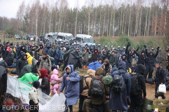 Migranți la granița belarusă-poloneză în regiunea Grodno