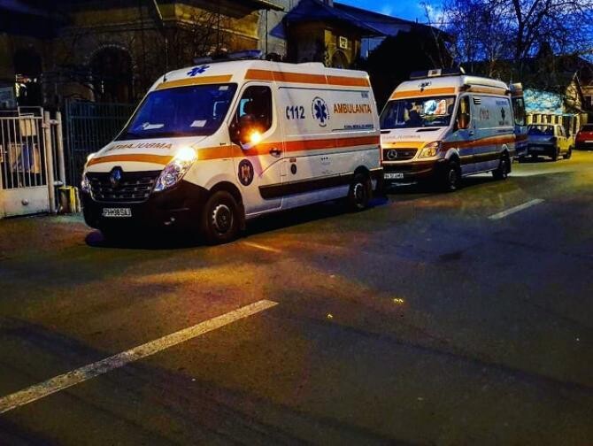foto Facebook Ambulanță