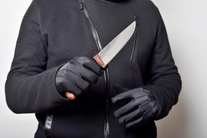 Panică în Suceava. Un criminal umblă liber de aproape o săptămână. Victima avea cuțitul înfipt în ochi / Foto: Pixabay