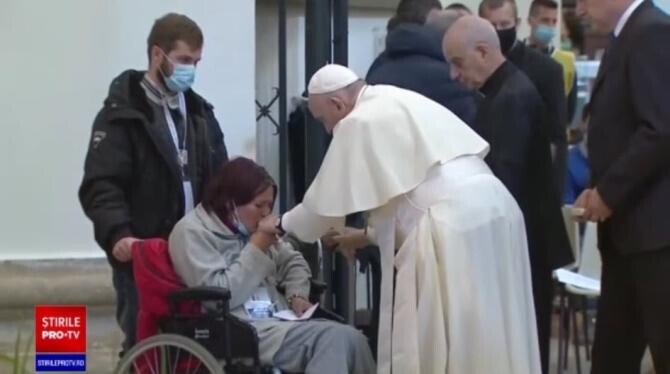 Povestea unei românce l-a impresionat pe Papa Francisc / Foto: Captură video Realitatea Plus