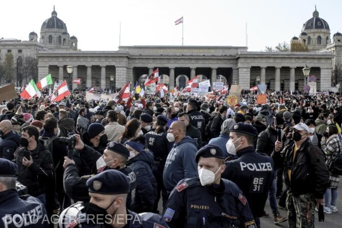 Protest anti-lockdown şi anti-vaccinare obligatorie cu peste 40.000 de participanţi la Viena / Video