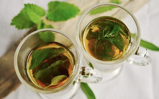 beneficiile de sănătate ale ceaiului de slăbire)