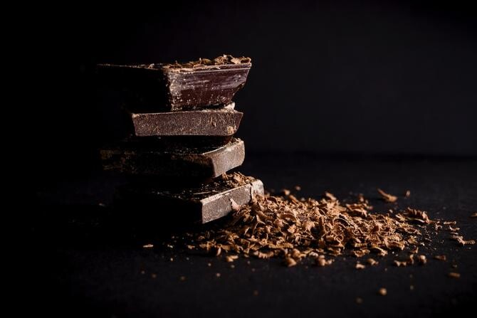 Ce se întâmplă în corpul tău dacă mănânci de trei ori pe zi câte 10 grame de ciocolată neagră / Foto: Pixabay