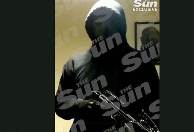 Foto: VIDEO www.thesun.co.uk/news/17154536/windsor-castle-suspect-pictured/