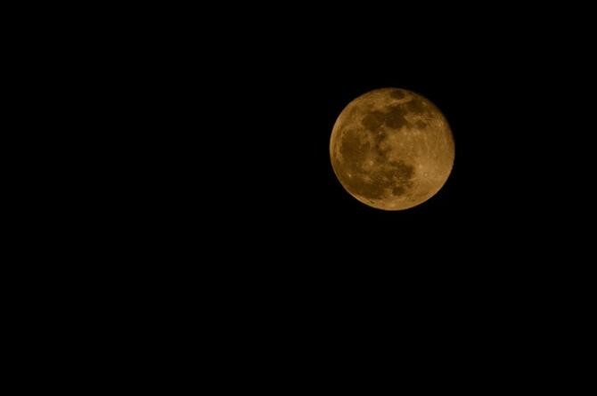 Luna Plină în Rac, 18 ianuarie 2022/ foto pexels Brett Sayles