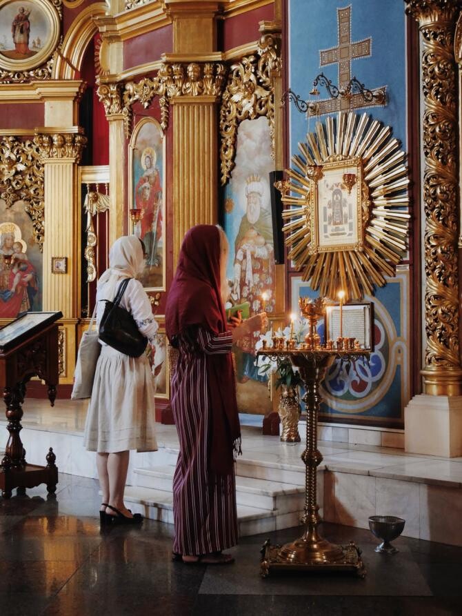 Sfântul Antonie cel Mare, tradiții și superstiții. Ce trebuie să facă fetele nemăritate în această zi / Foto: Pexels