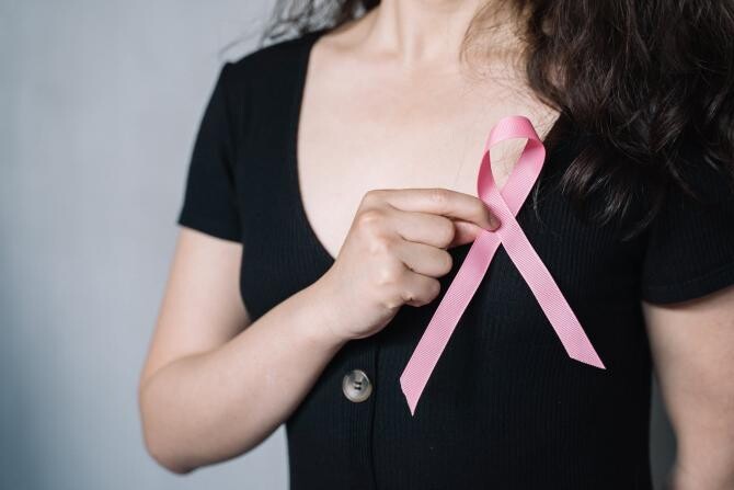 Cancerul la sân poate fi învins şi fără masectomie Foto: Pexels