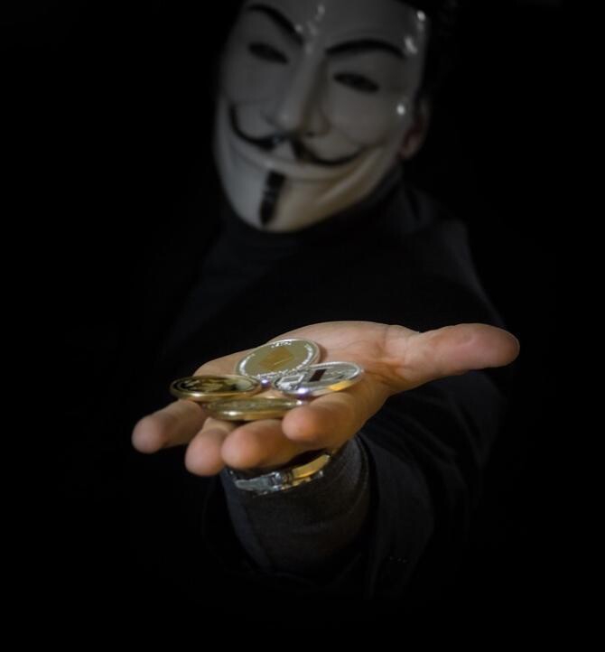 Hacking de proporții. Criptomonede de peste 320 de milioane de dolari, furate de pe Wormhole / Foto: Pixabay, de WorldSpectrum