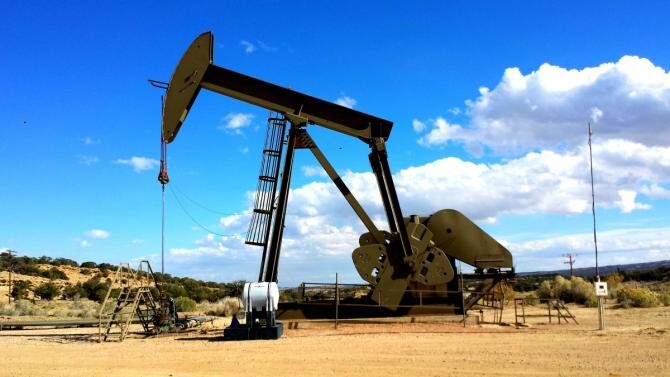Preţul petrolului ar putea ajunge la 100$/baril / Foto: Pexels