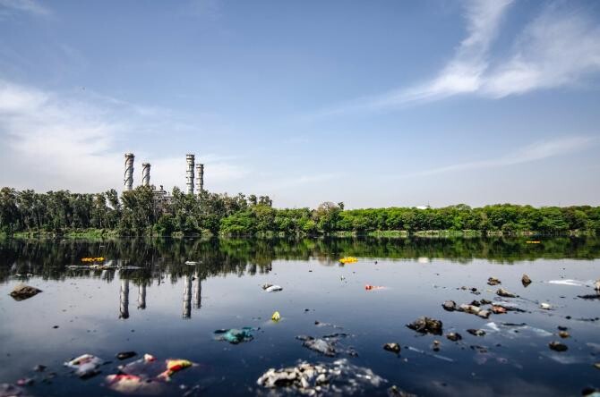 Poluarea apelor de pe glob este, încă, o problemă la nivel mondial / Foto: Pexels