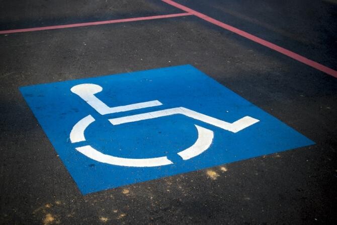 Se schimbă modul de reevaluare a persoanelor cu handicap grav / Foto: unsplash.com