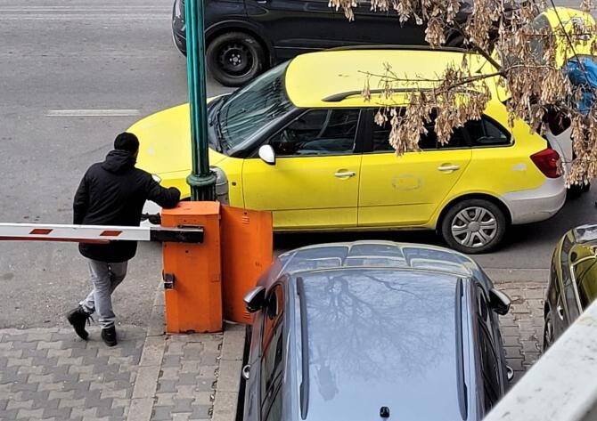 Falși parcagii în București. Direcția Generală de Poliție Locală desfășoară activități de combatere a fenomenului