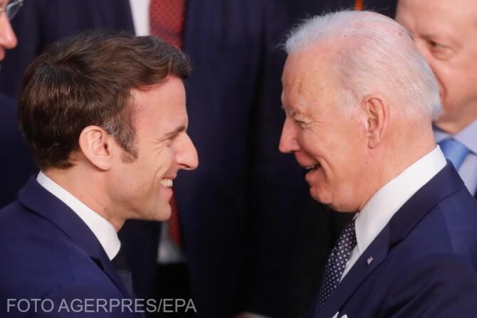 Emmanuel Macron - Joe Biden