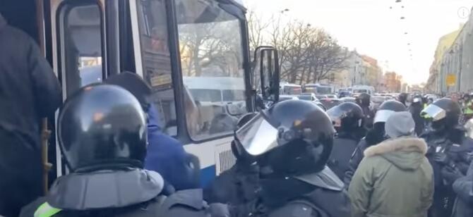 Proteste Rusia/ captură video Youtube