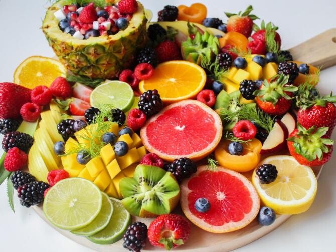 Regimul alimentar EXCLUSIV cu fructe poate dăuna GRAV sănătăţii / Foto: Pexels
