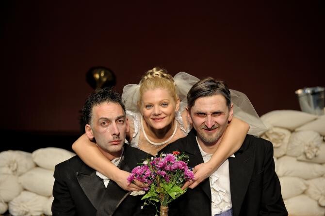 Cerere în căsătorie, cu Ofelia Popii, în regia lui Robert Raponja, la TNRS