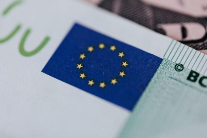 Comisia Europeană solicită României să modifice transpunerea celei de a 5-a Directive privind combaterea spălării banilor  / Sursă foto: Pexels (Karolina Grabowska)