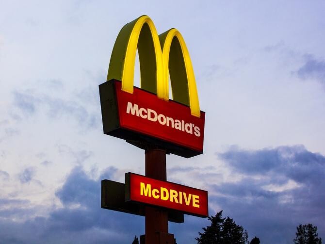 McDonald’s a decis cui VINDE afacerea din Rusia. Cine e Alexander Govor, omul care va conduce de acum înainte, celebrele restaurante / Foto: Pixabay, de akiragiulia