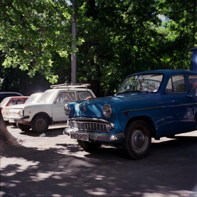 Renault, naționalizat de guvernul Rusiei. La Moscova va începe producția mașinilor sovietice Moskvitch / Foto: Pexels, de Alexey Chudin