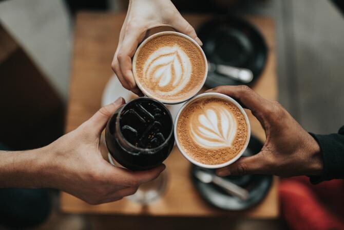 Cum să-ți pregătești cafeaua preferată de dimineață exact ca la cele mai bune cafenele / Foto: Unsplash