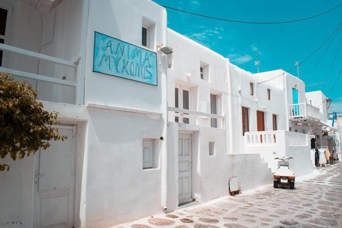 Două turiste din Grecia, șocate după ce au primit nota la un restaurant din Mykonos / Foto: Pixabay, de DanaTentis