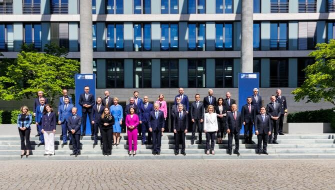 Ministrul Aurescu la reuniunea miniștrilor de externe din statele NATO la Berlin / Foto: Ministerul Afacerilor Externe
