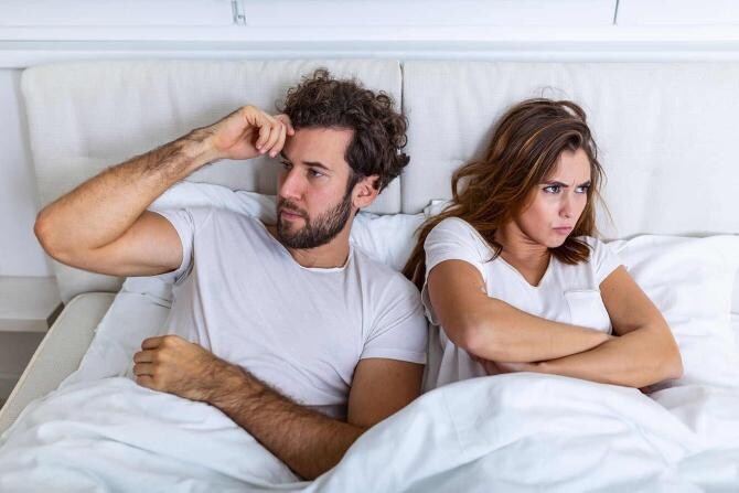 Dormitul separat, în cuplu, poate fi uneori benefic pentru sănătate, spun specialiştii / Shutterstock