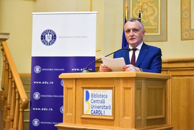 Gimnaziada 2022. Delegația României, premiată de ministrul Cîmpeanu 