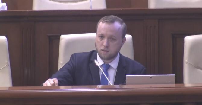 Sursă foto: Captură YouTube Parlamentul Republicii Moldova