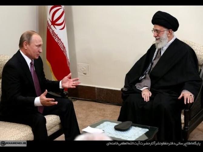 Vladimir Putin și Ali Khamenei Foto Youtube