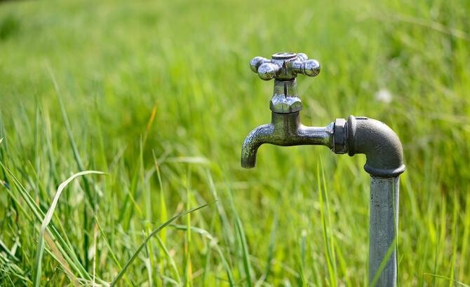 Iașiul rămâne fără apă. Autoritățile cer oamenilor "un consum responsabil". "Este și o situație de sănătate publică" / Foto: Pixabay, de Jerzy Górecki  