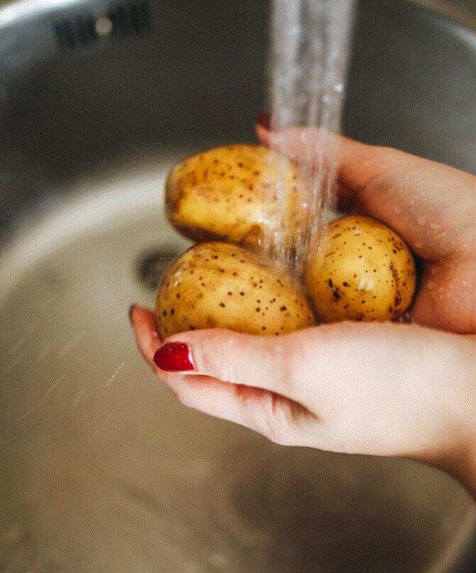 Clătite din cartofi, fără făină - o rețetă copioasă dintr-un minim de produse. Sursa - Pexels