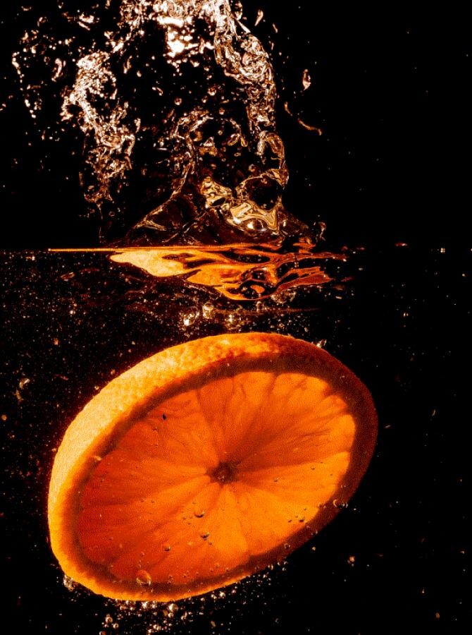 Cum să scapi de mirosul de mucegai din casă - un truc neașteptat cu o portocală. Sursa - Pexels