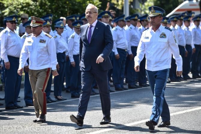 Ministrul Apărării: Armata României are nevoie, mai mult ca oricând, de tineri motivaţi