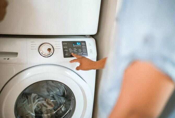 Mașina de spălat va fi mereu parfumată. Aplicați această metodă foarte ușoară și ieftină. Sursa - Pexels