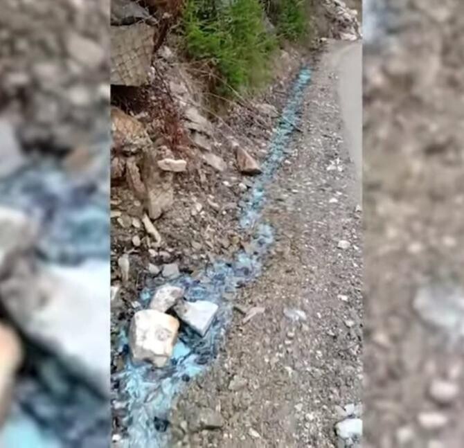 Un munte din România plânge cu "lacrimi" alb-albastre / Foto: Captură video Monitorul de Suceava